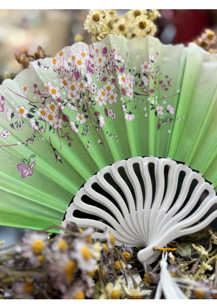 Plastik Desenli Yelpaze