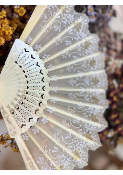 Plastik Desenli Yelpaze