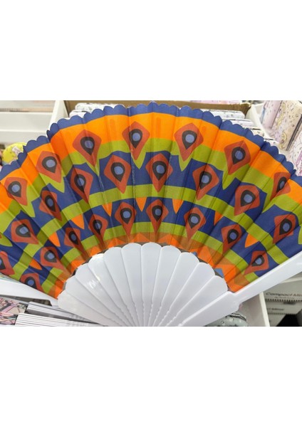 Plastik Desenli Yelpaze