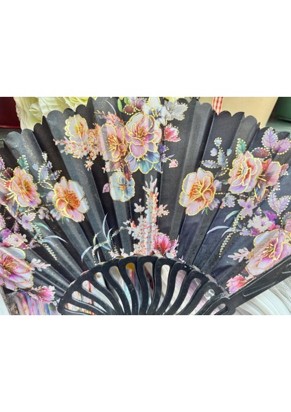 Plastik Desenli Yelpaze