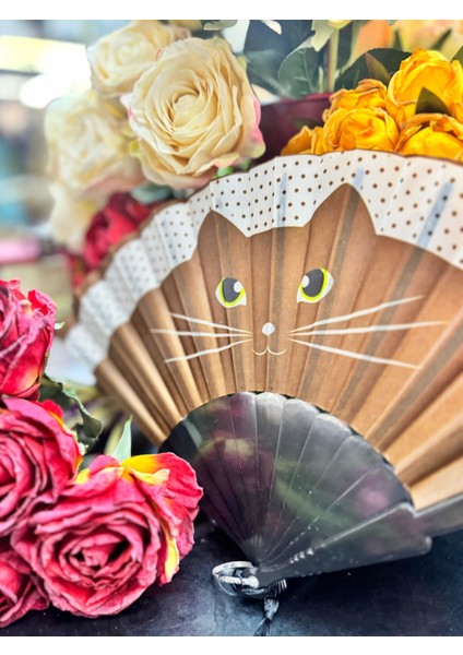 Plastik Kedi Tasarımlı Yelpaze