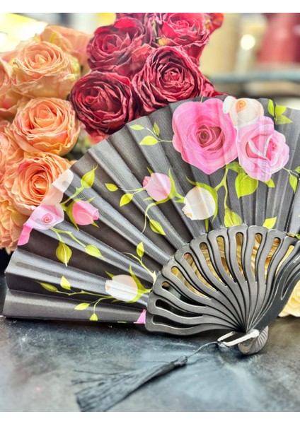 Plastik Desenli Yelpaze