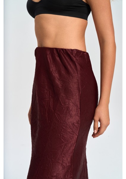 Eubah Kırışık Uzun Bordo Saten Etek