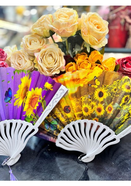 Plastik Desenli Yelpaze