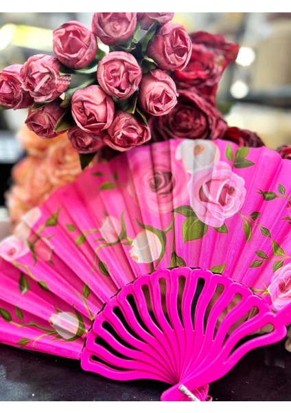 Plastik Desenli Yelpaze