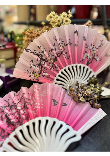 Plastik Desenli Yelpaze