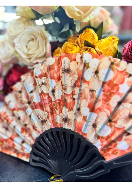 Plastik Desenli Yelpaze