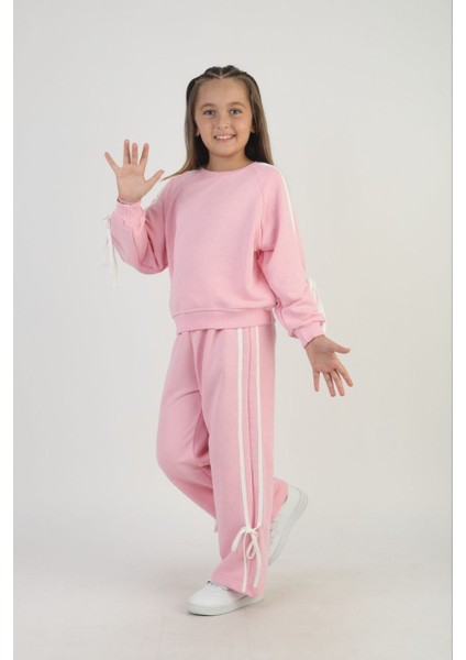 Kız Bağcık Detaylı Biyeli Takım fiyatları