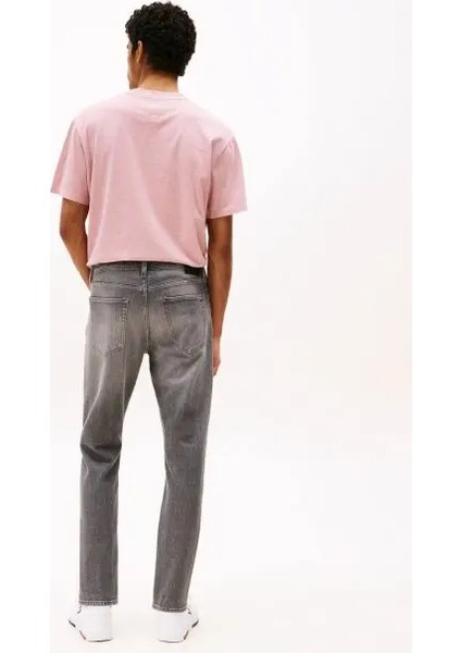Tommy Hılfıger Erkek Marka Logolu Çift Cep Şık Görünüşlü Günlük Kullanıma Uygun Koyu Gri Jeans DM0DM21231 1bz indirimleri
