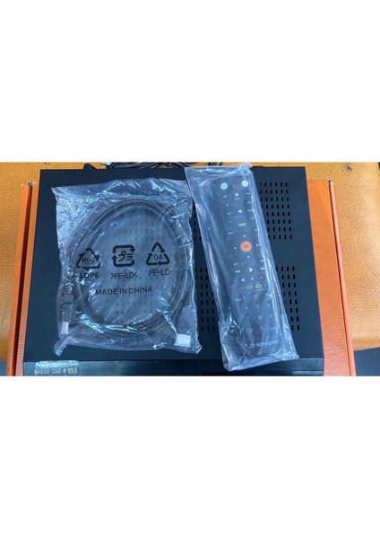 Siyah Uydu Alıcı 1 Yıl Mega Paket Hediye, Kaliteli ve Güvenilir Seçenek fırsatları