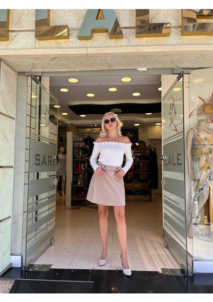 Straplez Yaka Çiçek Detaylı Triko fiyatları