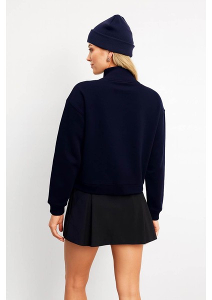 Fermuarlı Kamyoner Yaka Lacivert Kadın Sweatshirt 25K0166K1 modelleri