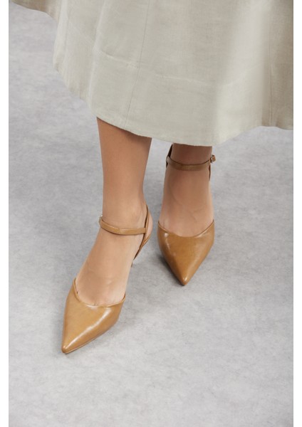 Lina Kadın Ince Topuklu Ayakkabı fırsatları
