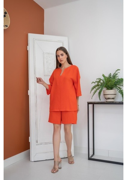 Oranj Şort ve Üst Takım