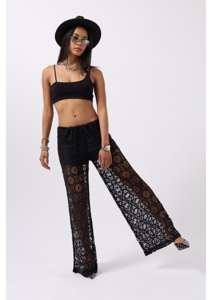 Beli Bağcıklı Dantel Siyah Pantolon fiyatları