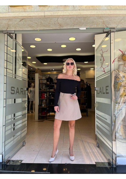 Straplez Yaka Çiçek Detaylı Triko modelleri