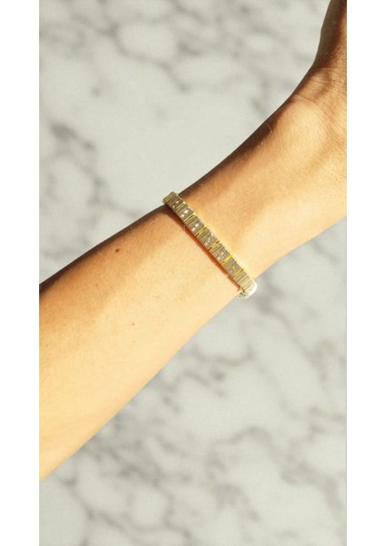 Premium Paslanmaz Çelik Zirkon Taşlı Kapanış Detaylı Kare Motif Gold Bileklik fiyatları