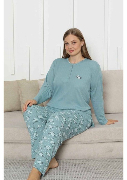 Kadın Çiçek Desen 3 Düğmeli Raporlu Kışlık Viskon Uzun Kol Pijama Takımı modelleri