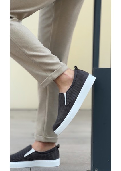 ET0339 Bağcıksız Kadife Gri Beyaz Taban Günlük Erkek Ayakkabı modelleri