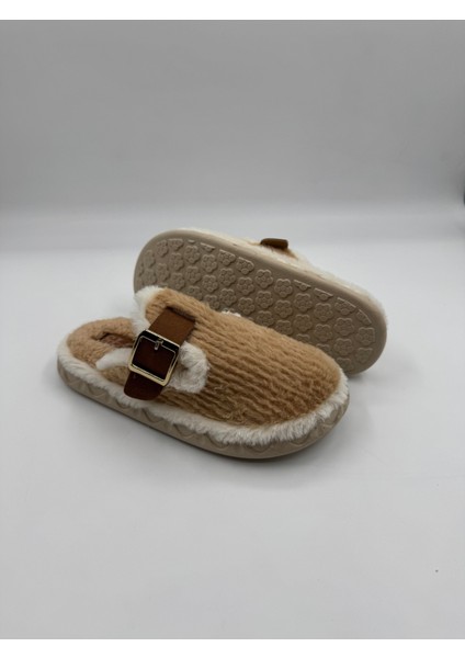 Tek Tokalı Pofuduk Terlik modelleri