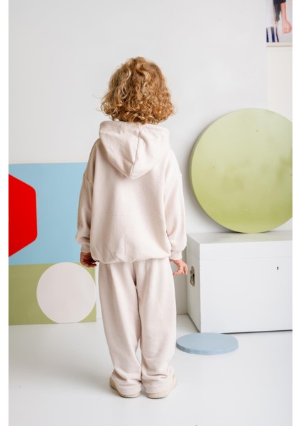 Erkek Çocuk Kapşonlu Kanguru Cepli Sweatshirt - Krem modelleri