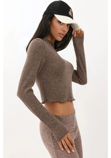 Kadın Yumuşak Dokulu Yarım Balıkçı Yaka Crop Bluz Busem Collection Brown modelleri