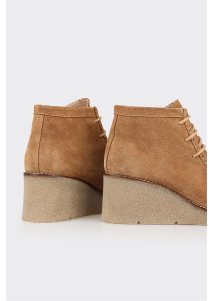 Taba Deri Kadın Klasik Bot fırsatları