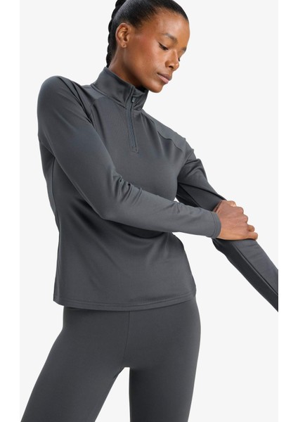 Fit Standart Fit Dik Yaka Fermuarlı İçi Yumuşak Tüylü Sporcu Uzun Kollu Tişört fiyatları