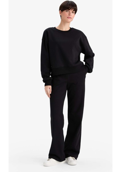 Straight Fit Basic Düz Cepli Yüksek Bel Eşofman Altı B8571AX25AU modelleri