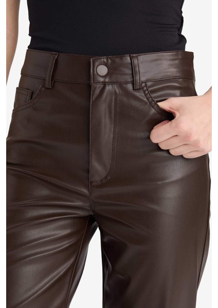 Straight Fit Cepli Kısa Paça Bilek Boy Deri Pantolon G1274AX25AU indirimleri