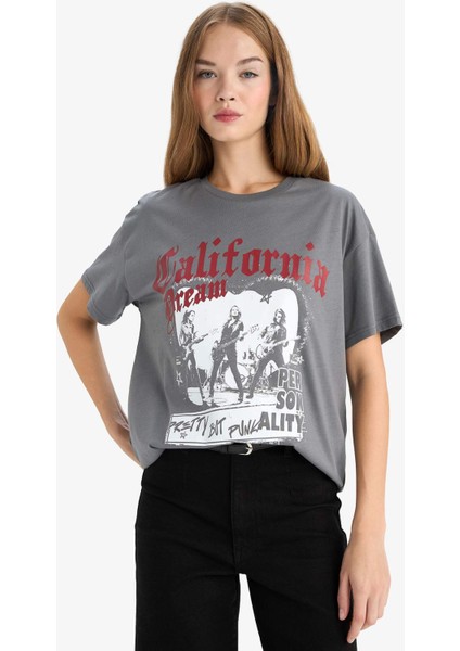 Oversize Geniş Kalıp Bisiklet Yaka Baskılı Kısa Kollu Tişört G2767AX25AU fırsatları