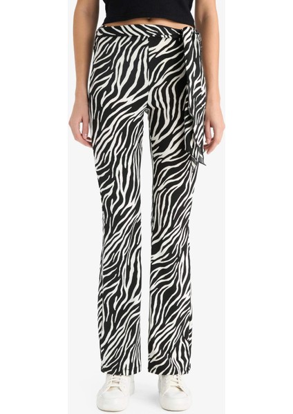 Fitted Zebra Desenli İspanyol Paça Pantolon G2988AX25WN indirimleri
