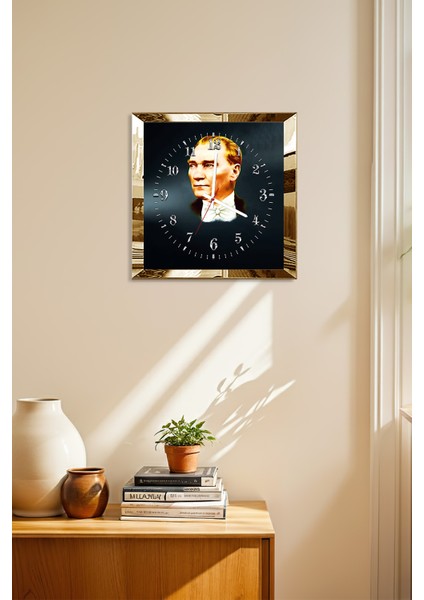 Gold Çerçeveli Atatürk Temalı Dekoratif Mdf Duvar Saati modelleri
