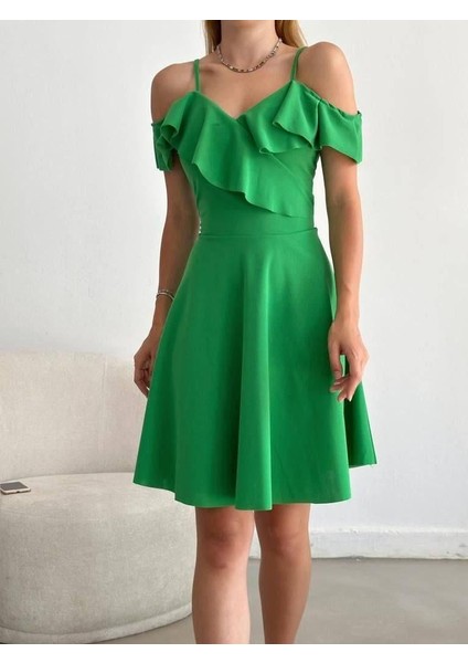 Yaka Volan Detaylı Askılı Kloş Abiye ve Mezuniyet Elbisesi 58729 Yeşil