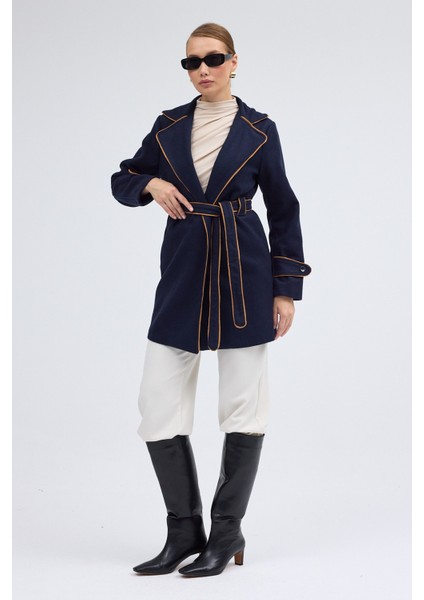 Kaban ve Kemer Kaşe Kadın Şık Yaka