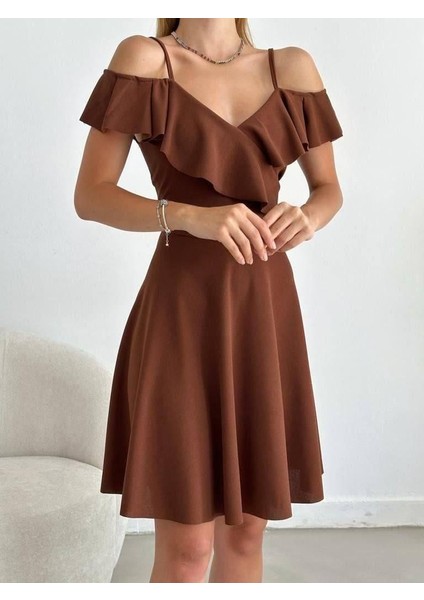 Yaka Volan Detaylı Askılı Kloş Abiye ve Mezuniyet Elbisesi 58729 Kahve Reng fiyatları