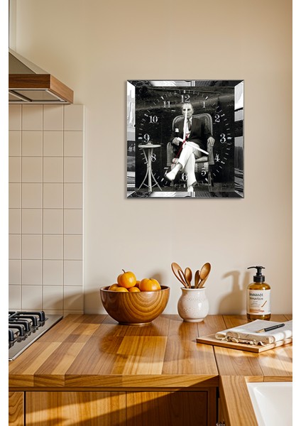 Gümüş Çerçeveli Çay ve Kahve Sefası Süren Atatürk Temalı Dekoratif Mdf Duvar Saati fiyatları