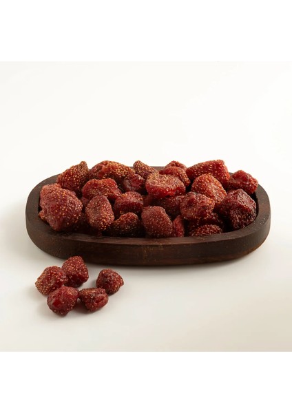 Şeker Ilaveli Kurutulmuş Tüm Çilek 250 Gram