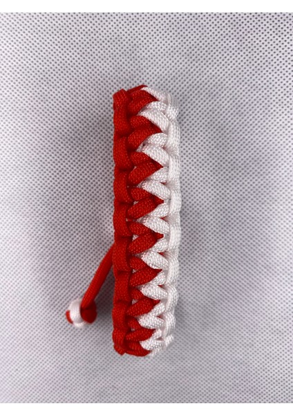 Kırmızı Beyaz Paracord Bileklik fiyatları