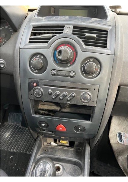 Megane 2 Uyumlu Manuel Klima Çerçevesi