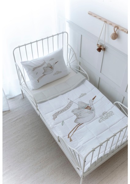 Organik Baskılı Bebek Boy (100X150) Yorgan Seti - Royal Series - Welcome Baby Stork