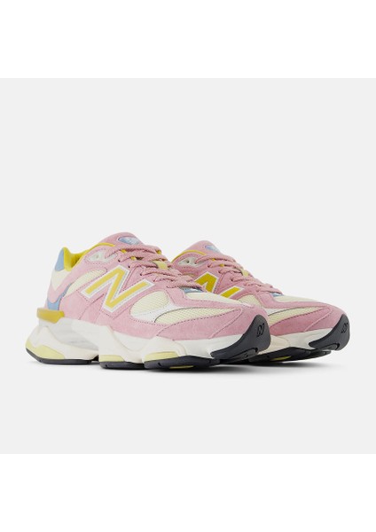 9060 Unisex Lifestyle Sneaker U9060LDB fiyatları