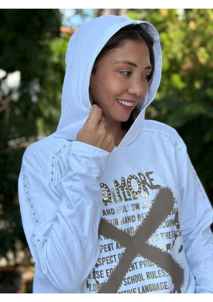 NC59085 Italyan Yazı Baskılı Kol Zımbalı Kapişonlu Sweatshirt Beyaz indirimleri