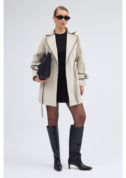 Kaşe Kadın Şık Yaka Kaban ve Kemer fiyatları