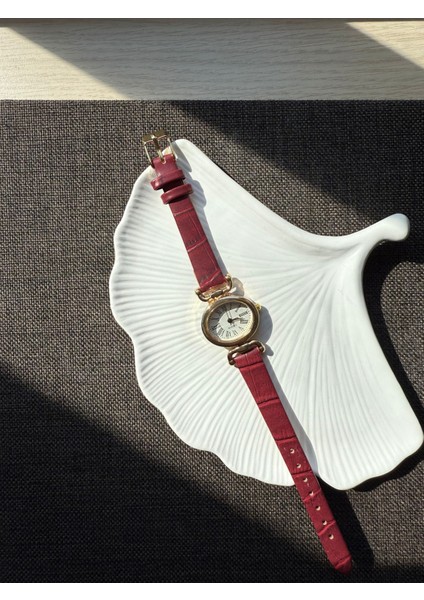 Retro Minimal Deri Kordon Vintage Kadın Kol Saati Kelebek Model
