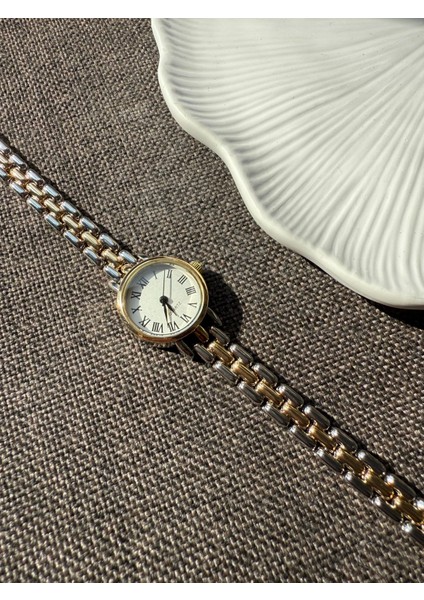 Retro Minimal Metal Kordon Vintage Kadın Kol Saati Çift Renk