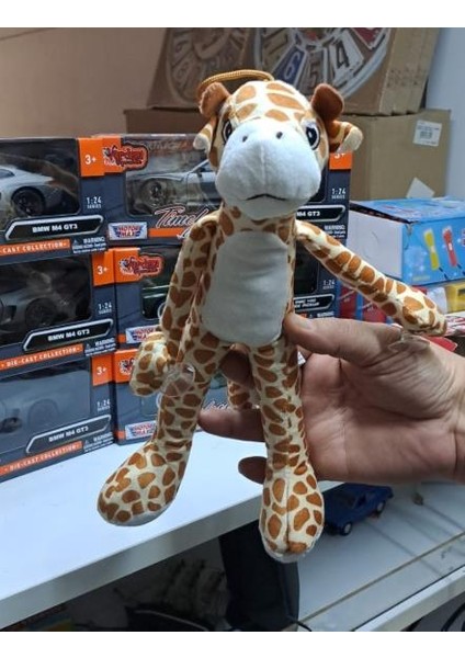 30 cm Asılabilir Elleri Vantuzlu Oyuncak Peluş Zürafa fiyatları