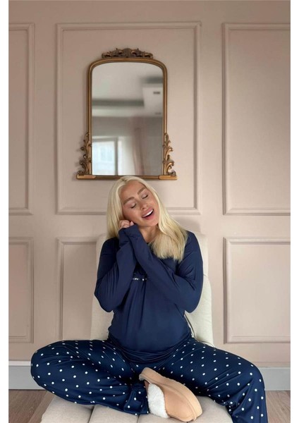Lacivert Moon Desenli Bambu Uzun Kol Kadın Pijama Takımı modelleri