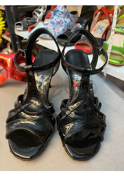 Simsiyah Rugan Mirada Modeli 8,5 cm 13 Pont Boyunda Tango, Dans ve Salon Ayakkabısı