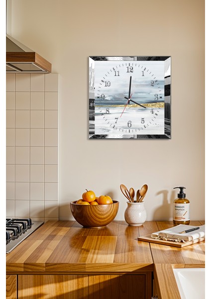 Gümüş Çerçeveli Bulutların Arasında Temalı Dekoratif Mdf Duvar Saati fiyatları